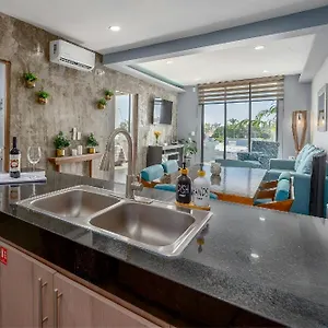 Luxe Modern-5 Star Area-walk 2 Beach-pool-bbq-view-king Bed Mazatlán