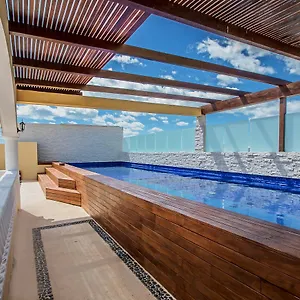 We Playa *** Playa del Carmen